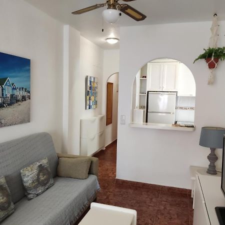 Ak Apartamento En Torrevieja Exterior foto
