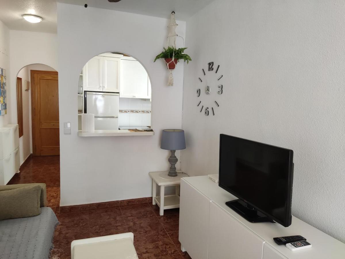 Ak Apartamento En Torrevieja Exterior foto