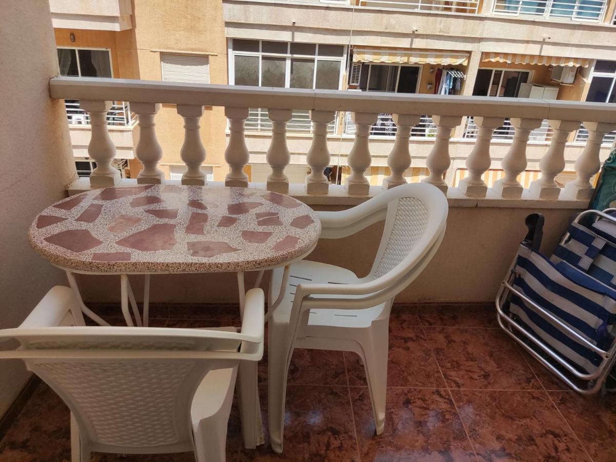 Ak Apartamento En Torrevieja Exterior foto